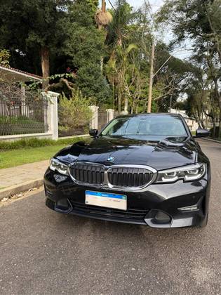 BMW 320i 2.0 16V TURBO FLEX SPORT GP AUTOMÁTICO BMW 320i 2.0 16V TURBO FLEX SPORT GP AUTOMÁTICO